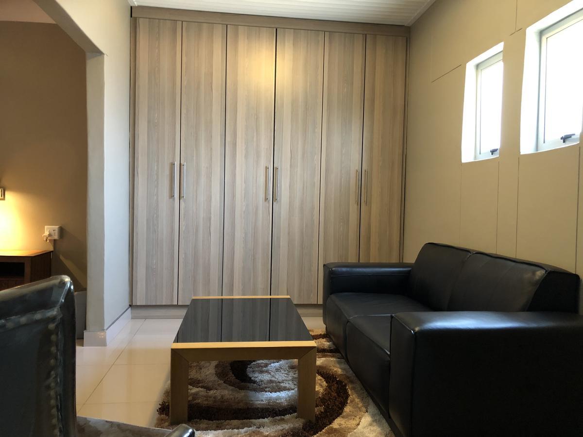 City Lodge Etosha Omuthiya 外观 照片