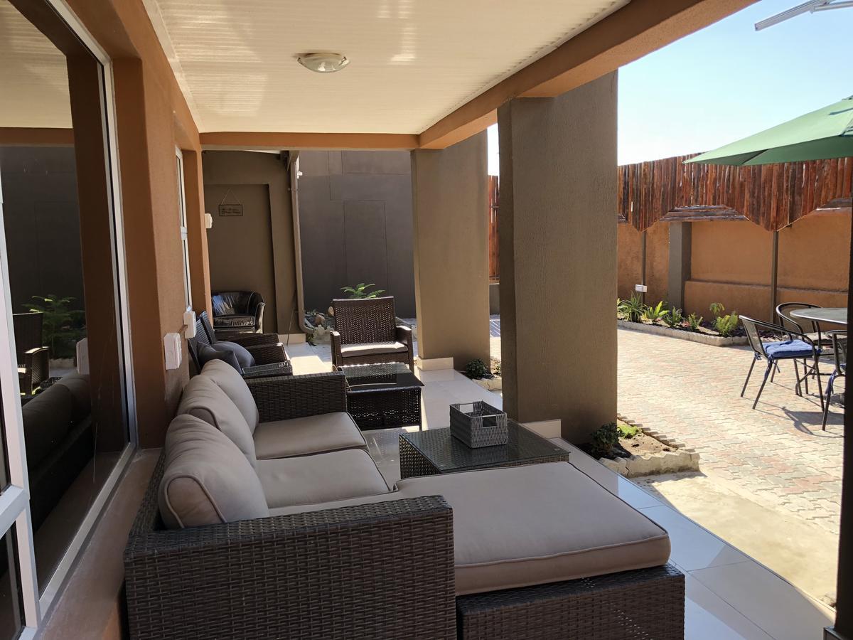 City Lodge Etosha Omuthiya 外观 照片