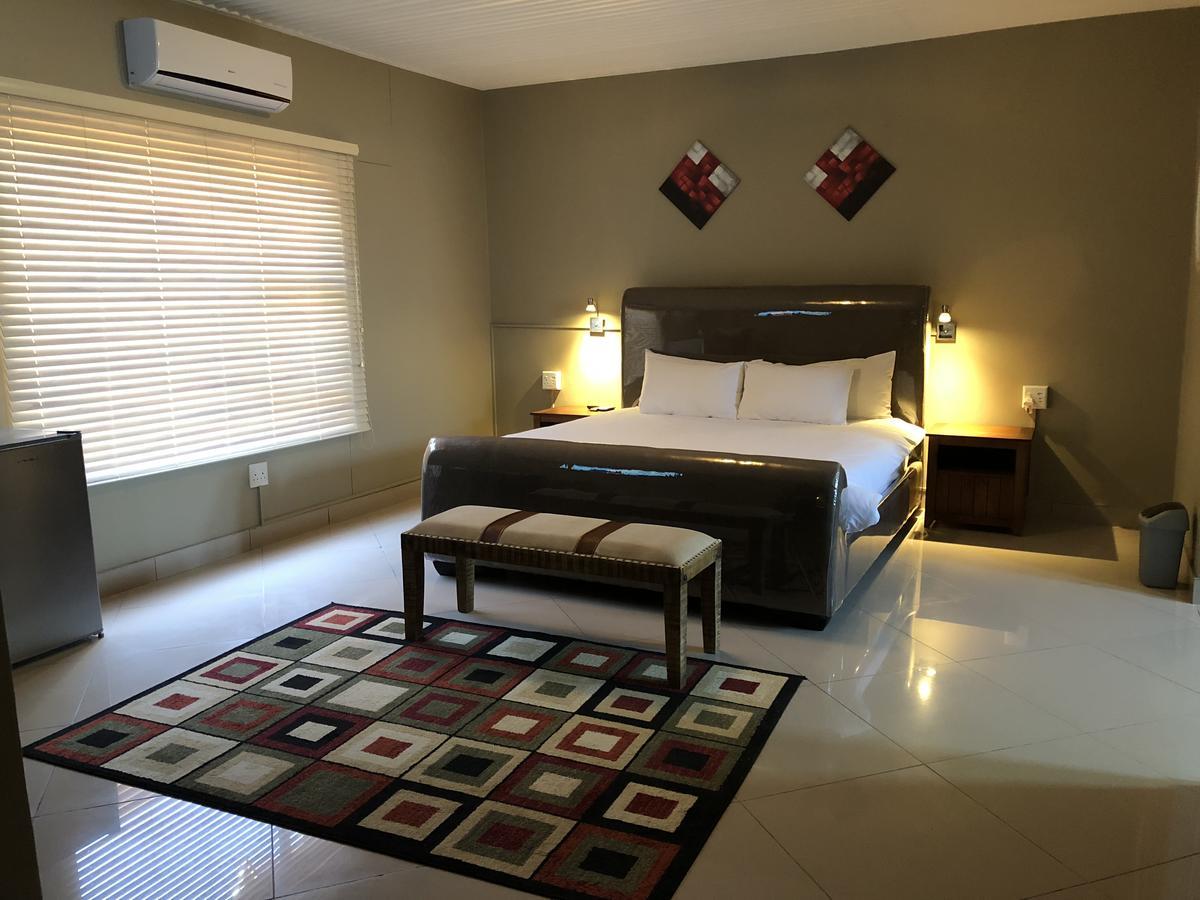 City Lodge Etosha Omuthiya 外观 照片