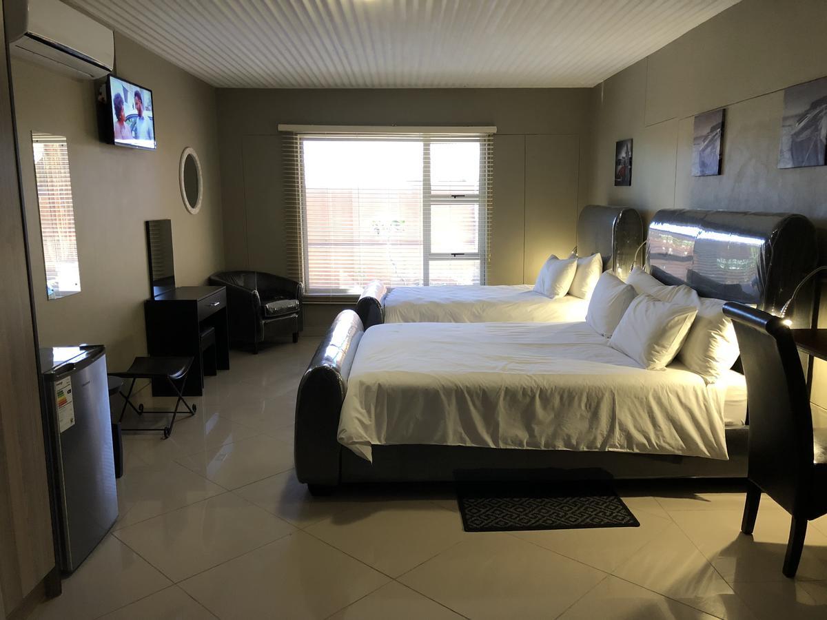 City Lodge Etosha Omuthiya 外观 照片