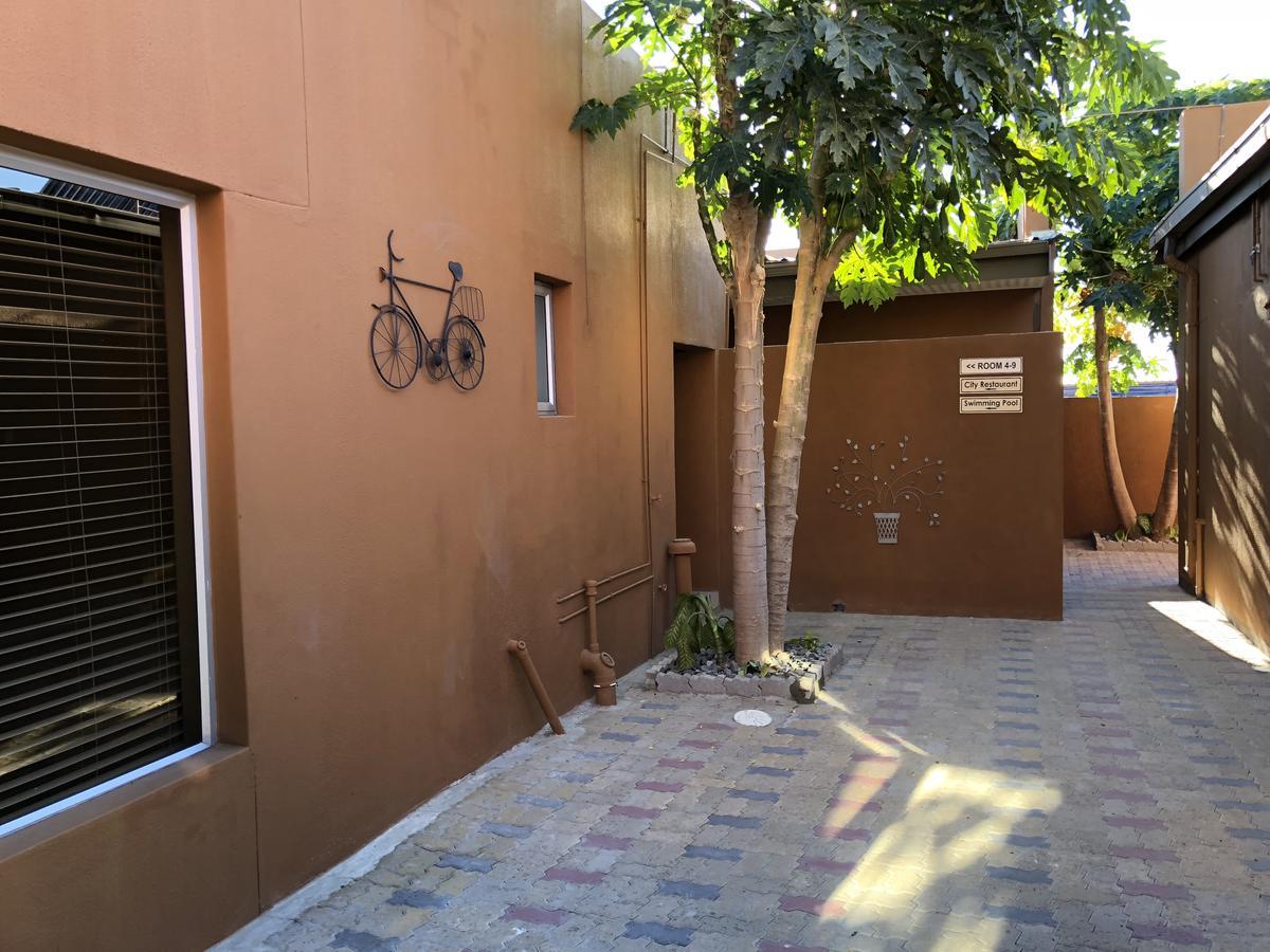 City Lodge Etosha Omuthiya 外观 照片